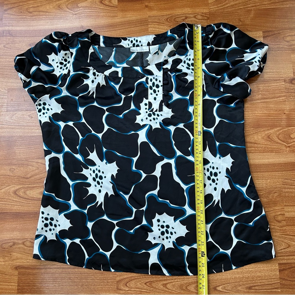 3/$20 Worthington black blouse - Picture 4 of 6